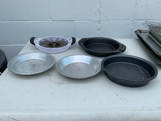 Pie Pans, Baking Pans