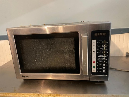 Amana Commercial Microwave Model: RCS10TS