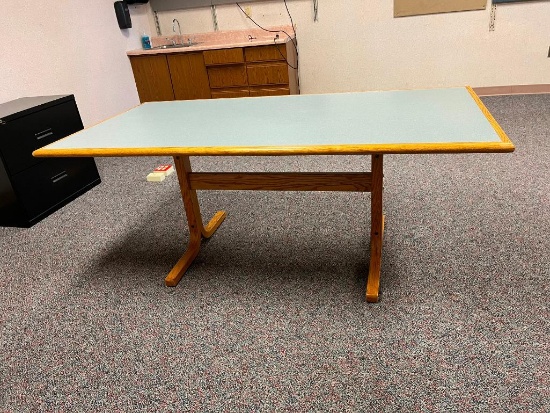 Nemschoff Work Table