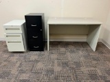 2 File Cabinets, Desk