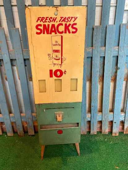 Mr. Venda-Pak 10 Cent Fresh, Tasty Stacks Vending Machine, Mid-Century Modern Design