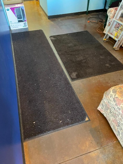 2 Floor Mats