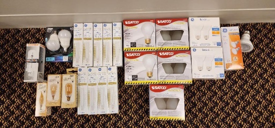 Assorted Light Bulbs