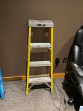 Keller 4-Ft A-Frame Ladder, Fiberglass