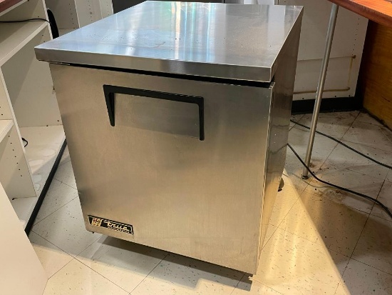 True Model TUC-27 Single-Door Stainless Steel Worktop Refrigerator, Commercial on Mobile Base