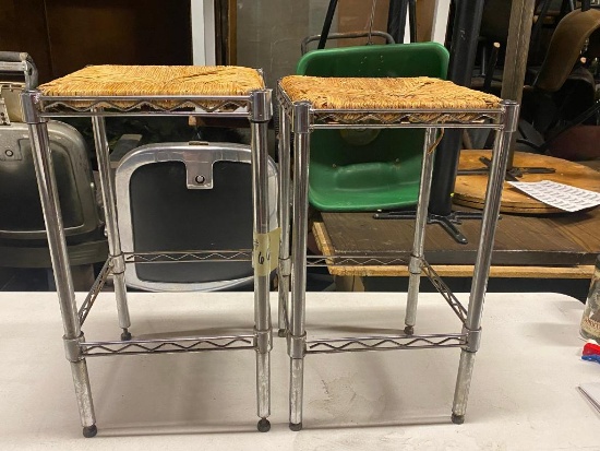 Lot of 2 Stools