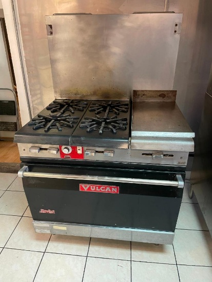 Vulcan Commercial 4 Burner Range, Oven & Flat Top Griddle Combo, VG Condition, Griddle 24in x 12in