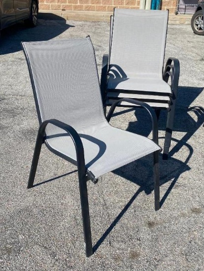 Lot of 4 Patio Chairs, Stackable, Sold 4 Times the High Bid, 4x$