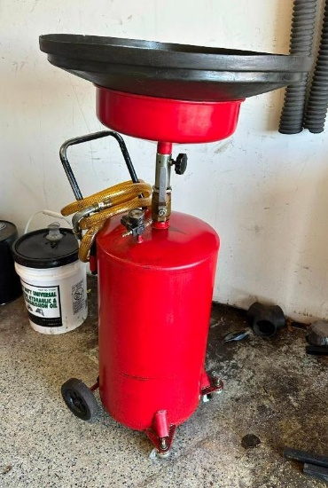 Oil Change Reservoir