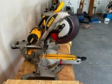 DeWalt DWS779 12in Double Bevel Sliding Compound Miter Saw