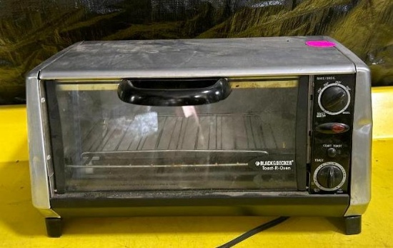 B&D Toaster Oven