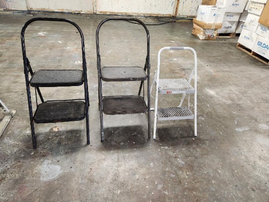 Lot of 3 Foldable Step Ladders