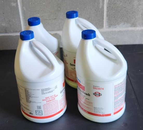4 Bottles, 1 Gal/Ea Sysco Classic Bleach