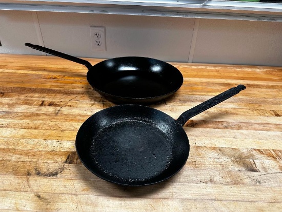 Lot of 2 HD Skillets - 12in and 16in