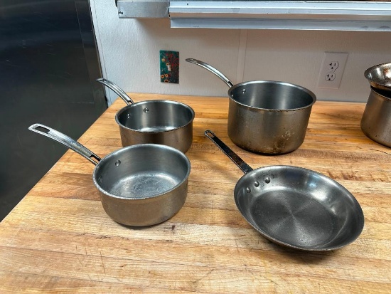 4 Piece Cuisinart Set - 4qt, 2qt, 1.5qt Sauce Pots, 8in Skillet Fry Pan