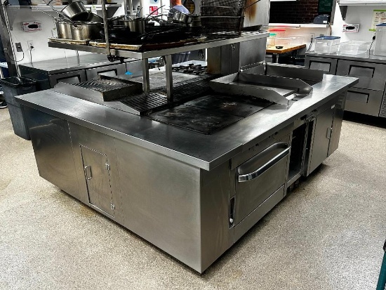 South Bend Custom Commercial Chef Suite, French Top, Fryer, Oven, Flat Top Griddle, Charbroiler,