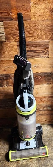 Bissel Vacuum Cleaner Model 2252 CleanView Swivel Pet Upright Bagless Vacuum