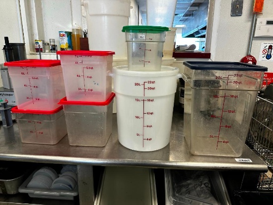 7 Food Containers w/ Lids, 6 Quart to 22 Quart