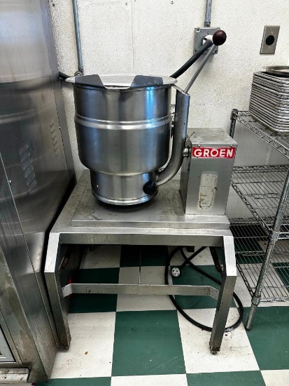 Groen TBD/7-20 240v 20 Quart Commercial Tilt Steam Kettle