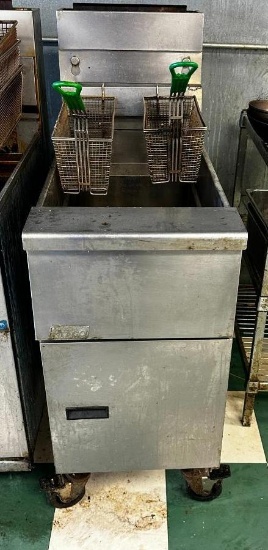 PITCO Gas Floor Fryer on Mobile Base