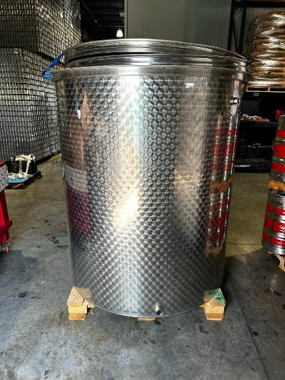 2,165 Liter / 17 Barrel (17BBL) Stainless Steel Wine (Beer/Liquor) Fermentation Tank