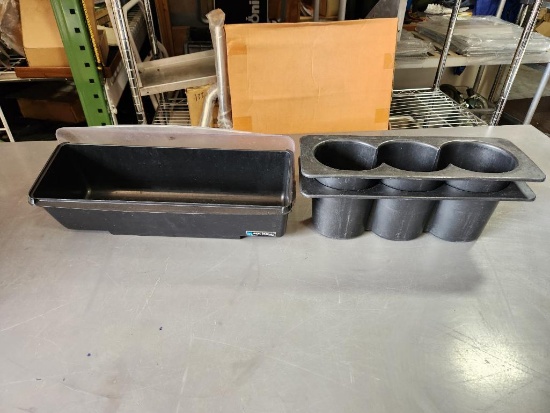 Condiment Fruit Tray and 2 Bottle Trays