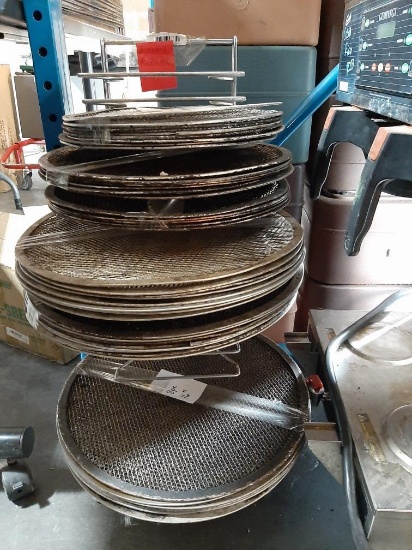 Pizza Dough Proofing Rack w/ Pizza Screens