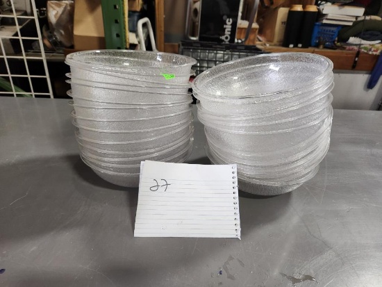 Lot of 27 New Cambro 8in Salad or Serving Pebbled Clear Bowls No. PSB8