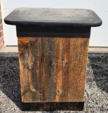 Wood Display Sample Service Station Table w/ Shelf, 33.5in x 28in x 18in