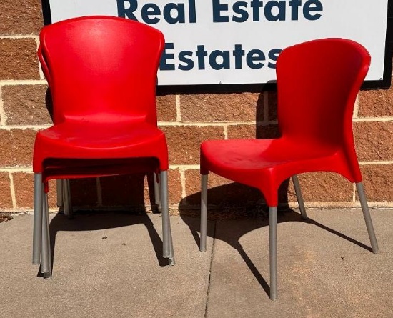 Lot of 4 Sturdy Plastic Stackable Chairs w/ Metal Legs, Lightweight, Stack Chairs, Sold 4x$