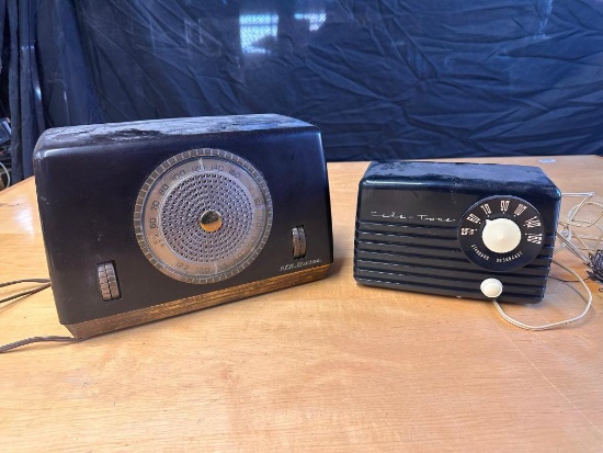 (2) Vintage Radios; RCA Victor 8X681 & R.M.A. Tele-Tone No. 347 Model 195 (?)