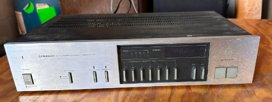 Pioneer Synthesized Stereo Tuner TX-720