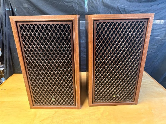 Pair Sansui SP-1000 3-Way 4 Speakers Woofer 10in, Squawker 6.5in Two Tweeters 2in