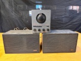 Pair of Advent Model 402 Acoustic Suspension Speaker System and Model 420S FM Receiver