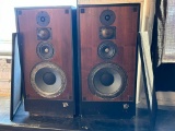 Vintage Speakers: McIntosh XR14 Isoplanar Radiator System
