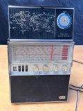 Allied Model 2682 Solid State Eight Band - Tune in the World Portable Radio
