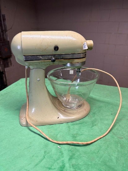 KitchenAid 10-Speed Stand Mixer, Includes Glass Bowl, No Attachments