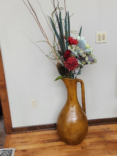 Home Decorative Vase and Arrangement