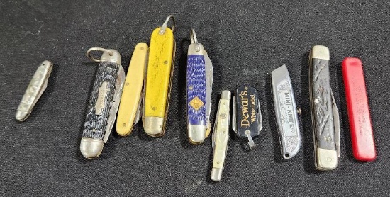 Group of Vintage Pocket Knives / Folding Knives