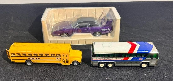 Lot of 3 Diecast Buses & Car