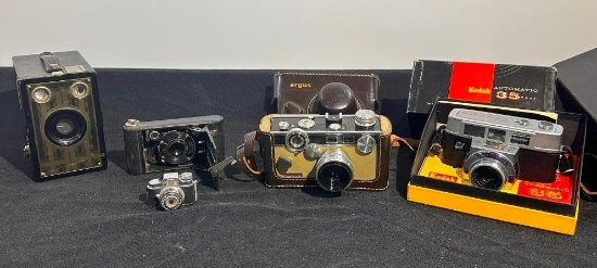Lot of 5 Vintage Cameras; Vest Pocket Hawk-Eye, Brownie Junior Six-16 & More