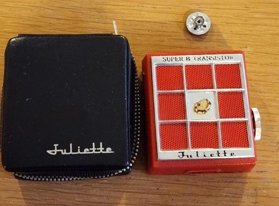 Vintage Juliette Super 8 Transistor Radio