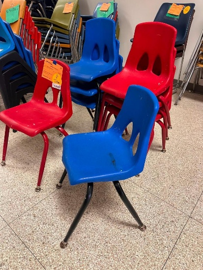 Lot of 8 Plastic Student Chairs 14" Red & Blue
