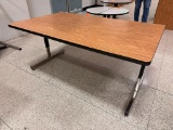Wood Grain Table 30