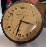 Vintage Elm Mfg. Military 24hr Clock Convex Dome Glass