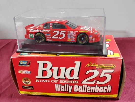 Revell NASCAR 25 Wally Dallenbach Bud King of Beers Diecast