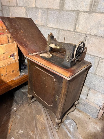 Early White Sewing Machine w/ Cabinet and Button Holer