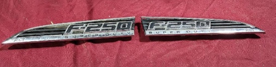 F250 Super Duty Emblems
