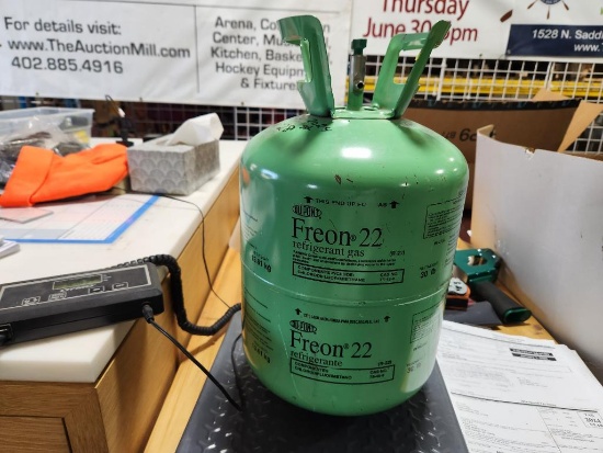 DUPONT Freon 22, R-22, 28.4lbs Gross Weight