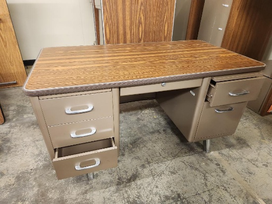 High-Quality Desk, Metal w/ Laminate Top 60in x 30in, 5 Drawers